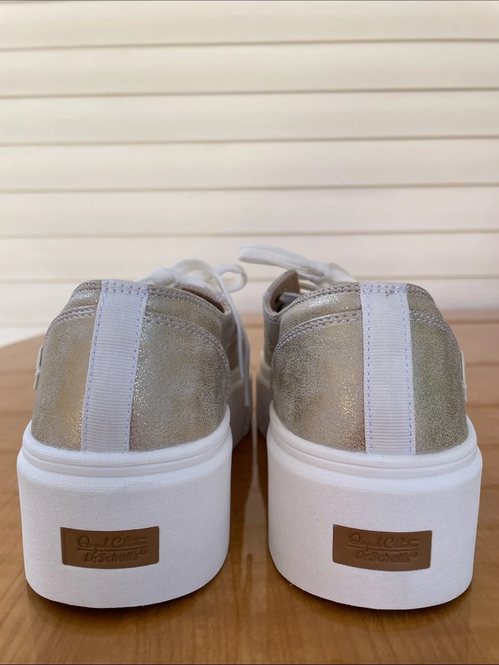 Dr Scholls For Now Platform Sneakers Metallic Light Gold Women’s Size 9
